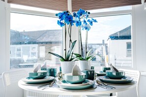 Executive-Apartment, Whirlpool (St Pauls Road F3) | Restaurant