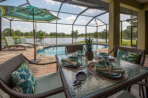 Balcony - Cameleon (Port Charlotte)