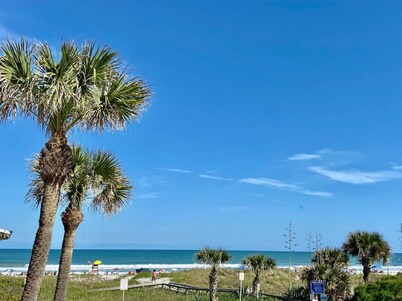 Blue Marlin - Ocean Front Condo