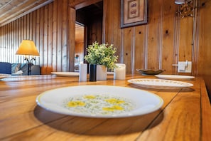 Dining - Covington Cottage, Oceanfront Cherry Grove Home (North Myrtle Beach)