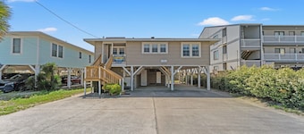Covington Cottage, Oceanfront Cherry Grove Home