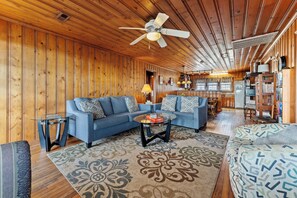 TV, DVD player - Covington Cottage, Oceanfront Cherry Grove Home (North Myrtle Beach)