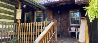 Lost Dutchman Retreat Cottage