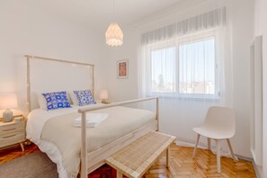 1 quarto, ferros/tábuas de passar roupa, Wi-Fi, roupa de cama