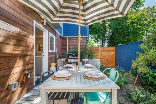 3BR 3BA Rooftop Patio with Waterview, Private Garden & Grill