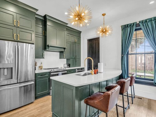 519 Townhome · ✧ Downtown Knoxville Townhome ✧ 45min to Smokies