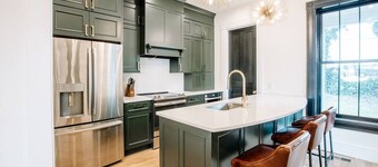 519 Townhome · ✧ Downtown Knoxville Townhome ✧ 45min to Smokies