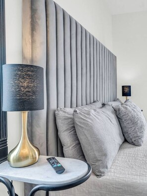 4 sovrum, skrivbord, strykjärn/strykbräda och wi-fi