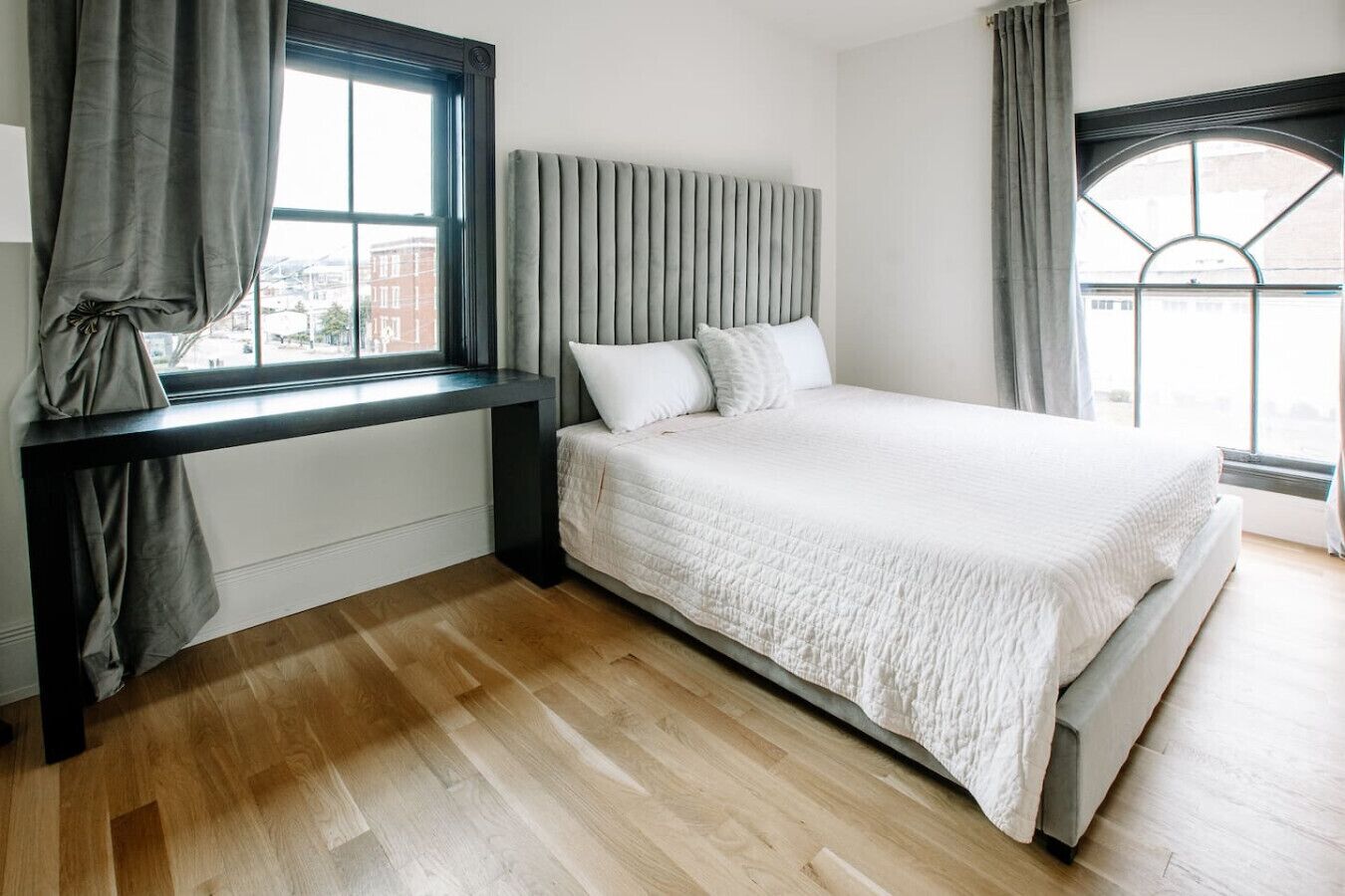 4 chambres, bureau, fer et planche à repasser, Wi-Fi