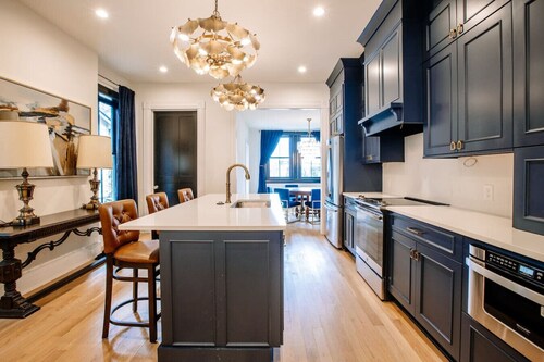 517 Townhome · ✧Luxurious East TN Townhome ✧ Walk to Downtown