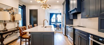 517 Townhome · ✧Luxurious East TN Townhome ✧ Walk to Downtown