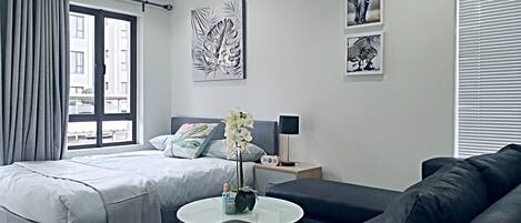 1 bedroom, desk, iron/ironing board, free WiFi