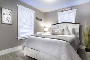 2 chambres, fer et planche à repasser, accès au Wi-Fi (inclus)