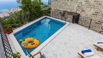 Piscina all'aperto