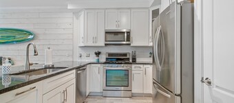 Beautiful 2 Bedroom Penthouse at the Residences