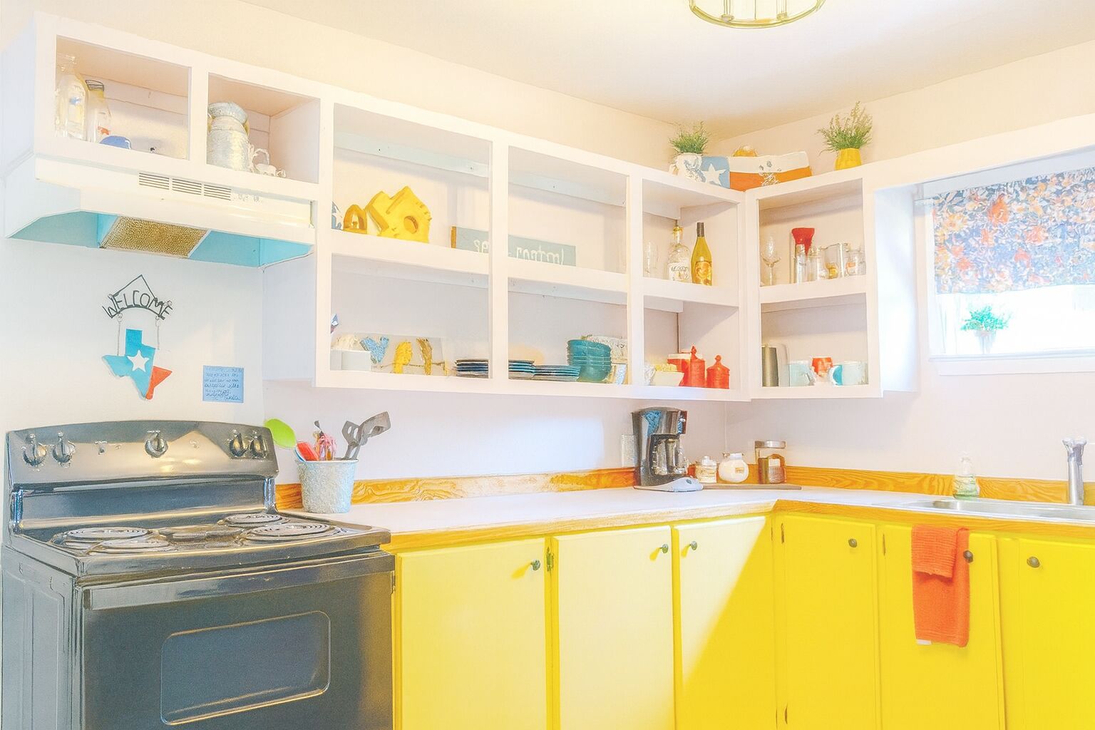 雪櫃、微波爐、焗爐、爐具