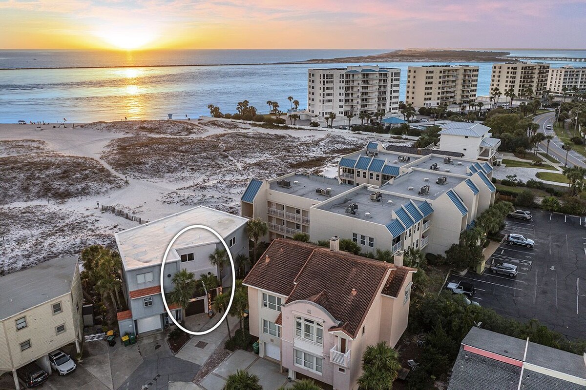 Photo 27 of Twin Palms - Beachfront Duplex with Ocean Views & Direct Beach Access