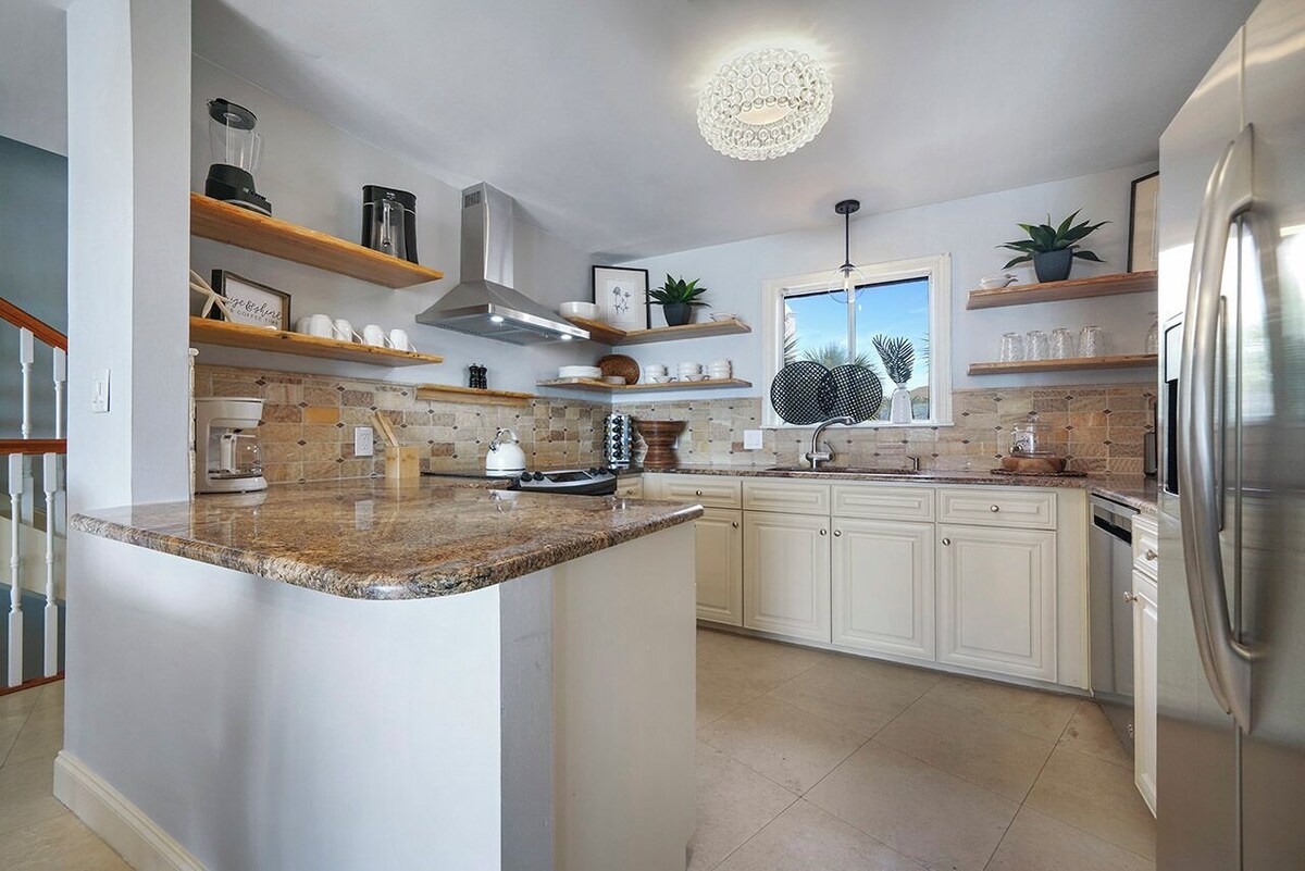 Photo 8 of Twin Palms - Beachfront Duplex with Ocean Views & Direct Beach Access