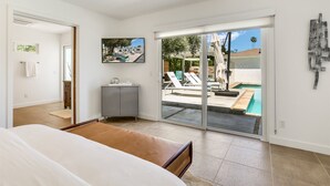 Unclassified image, 4 of 34, button - Sunrise 2 (Palm Springs)