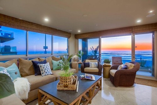 2 Combined Ocean Front Units * Exclusive Patio + BBQ + Fire Pit