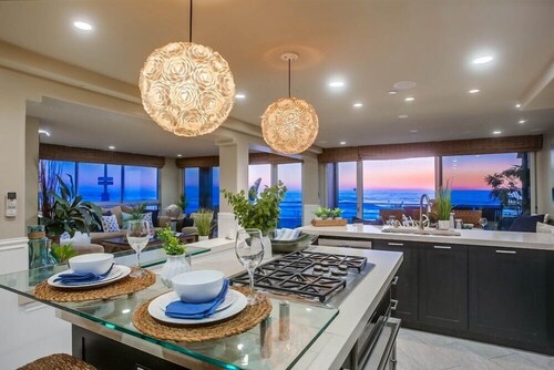 2 Combined Ocean Front Units * Exclusive Patio + BBQ + Fire Pit