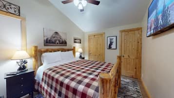1 dormitorio, tabla de planchar con plancha, wifi gratis y ropa de cama