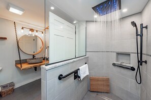 Shower, rainfall showerhead, towels - Radiant Floors, Sauna & Forest Views (Oakland)