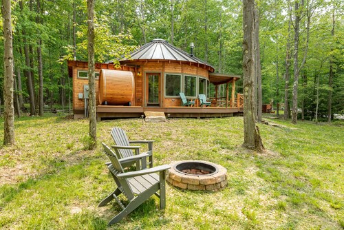 Radiant Floors, Sauna & Forest Views