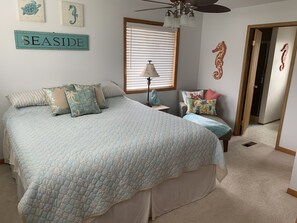 3 habitaciones, tabla de planchar con plancha, wifi y ropa de cama