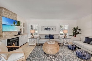 Smart TV - Casa Blanca Cottage (Jekyll Island)