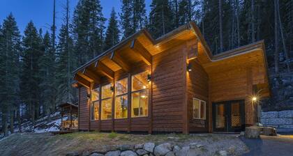 Cabin near Olympic Valley Palisades, Truckee, Lake Tahoe