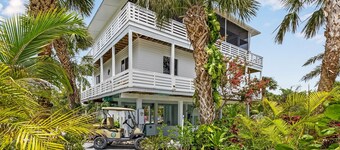 Private & Spacious [2300sqft] home w/Pool,Hot Tub,Golf Cart, Pet Friendly & Club