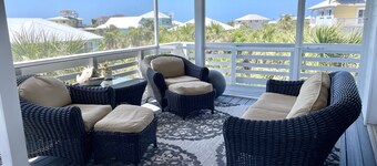 Private & Spacious [2300sqft] home w/Pool,Hot Tub,Golf Cart, Pet Friendly & Club