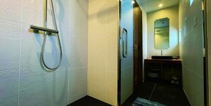 Shower, hair dryer, slippers, electronic bidet - Chulax Okinawa Yomitan (Yomitan)