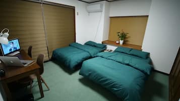 2 Schlafzimmer, Schreibtisch, Bügeleisen/Bügelbrett, kostenloses WLAN