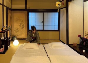 4 bedrooms, desk, iron/ironing board, free WiFi - Traditional style / Kyoto Kyōto (Kyoto Nakagyo-ku)