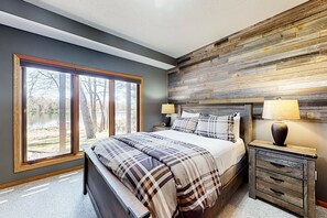 5 habitaciones, internet y ropa de cama