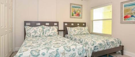 4 多间卧室、熨斗/熨衣板、免费 WiFi、床单