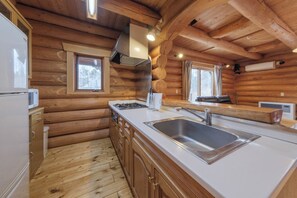 雪櫃、微波爐、爐具、廚房用具/餐具/器皿