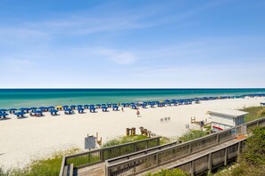 Accommodatie ligt op het strand
