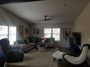 Smart TV, fireplace, video games