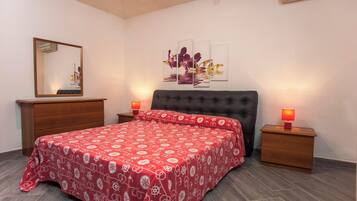 3 Schlafzimmer, Bügeleisen/Bügelbrett, kostenloses WLAN, Bettwäsche