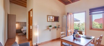 Holiday Apartment "Casa Quemahierro 2" with Teide View, Pool and Garden