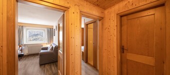 Appartement de vacances Primavera 3 avec vue sur les montagnes, Wi-Fi et jardin