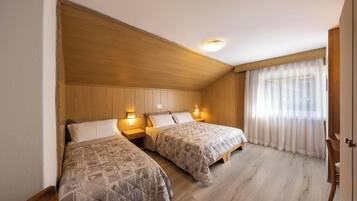 2 chambres, accès au Wi-Fi (inclus), literie fournie