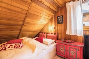 2 chambres, fer et planche Ă repasser, draps fournis
