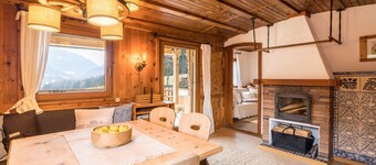 Cozy Chalet “Ferienhaus Moarbach” with Terrace & Garden