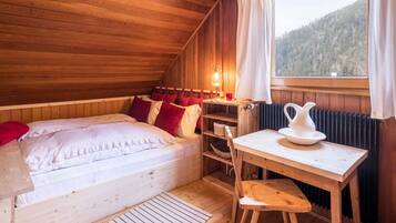 2 chambres, fer et planche Ă repasser, draps fournis