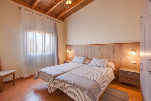 Holiday Apartment "Casa Quemahierro 1" with Sea View, Pool & Garden