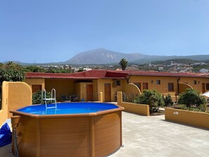 Pool - Holiday Apartment "Casa Quemahierro 1" with Sea View, Pool & Garden (Icod de los Vinos)